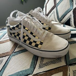 Old Skool Vans Checkered
